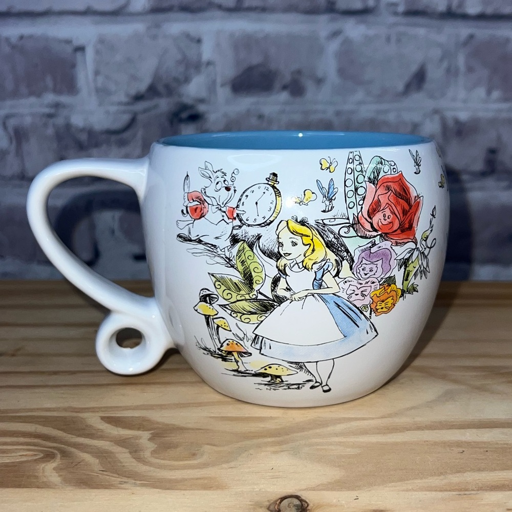 Disney Alice in Wonderland Mug - NWT - Picture 9 of 12